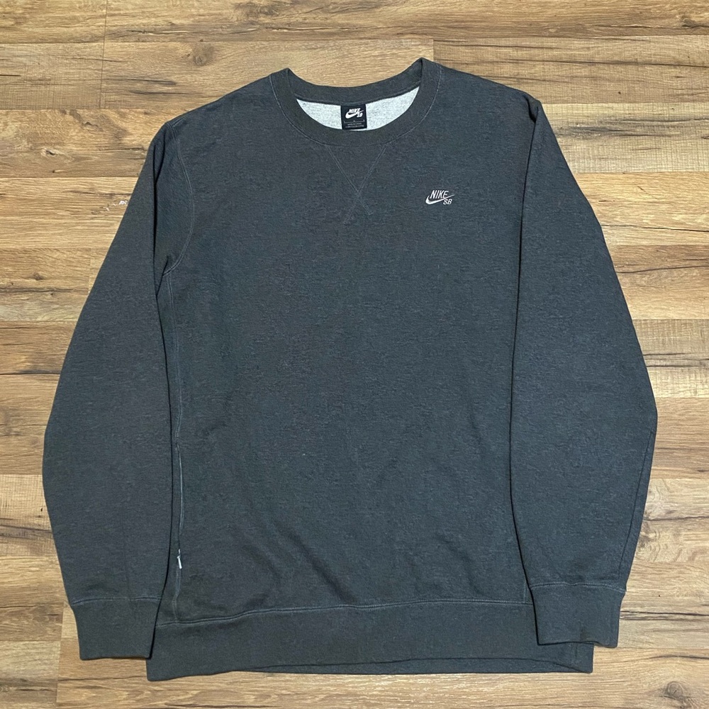Y2K Nike SB Zipper Pocket Crewneck - Picture 1 of 8